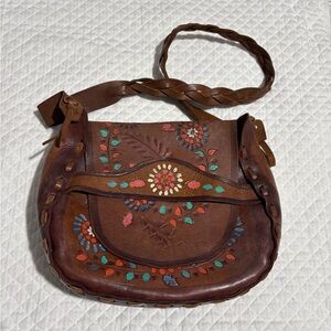 Vintage Floral Hand-Tooled Leather Shoulder Bag EUC